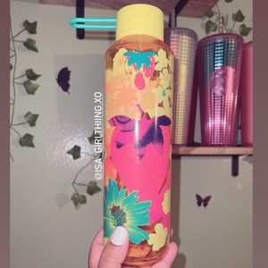 Starbucks Summer 2022 Tropical Water Bottle- Yellow/Strawberries 24oz brand new